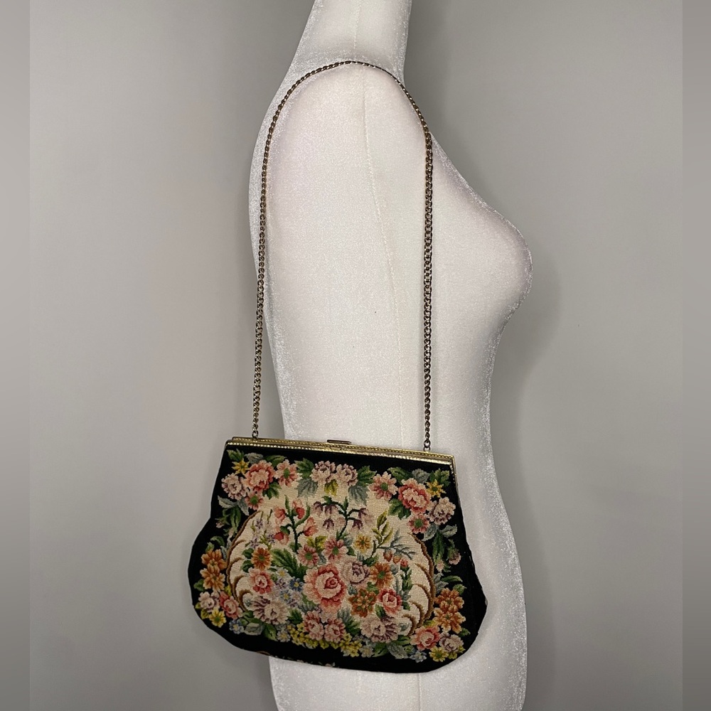 Floral Embroidered Women's Bag